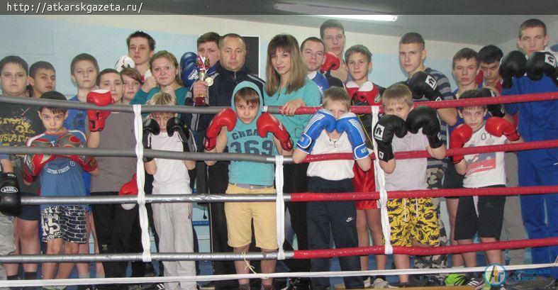 Аткарчане ярко выступили в Петровске на открытом первенстве ДЮСШ по боксу
