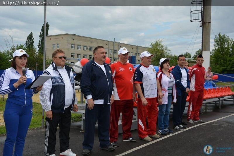 На стадионе «Локомотив» проходит спортивный праздник «Спорт поколений»