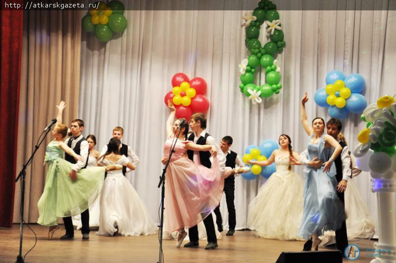 В Аткарске прошло районное торжественное мероприятие, посвященное Международному женскому Дню 8 Марта