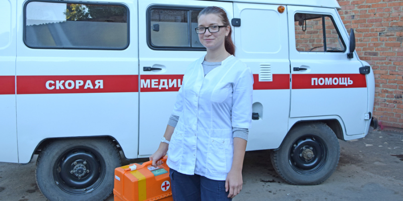 Фельдшер Дарья Спесивова вернулась в Аткарск работать на скорой помощи